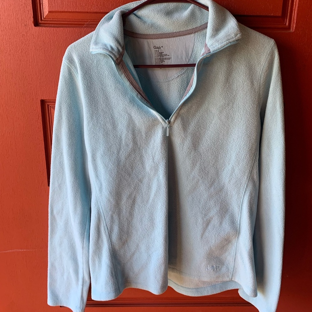 Baby blue Med. GAP fleece